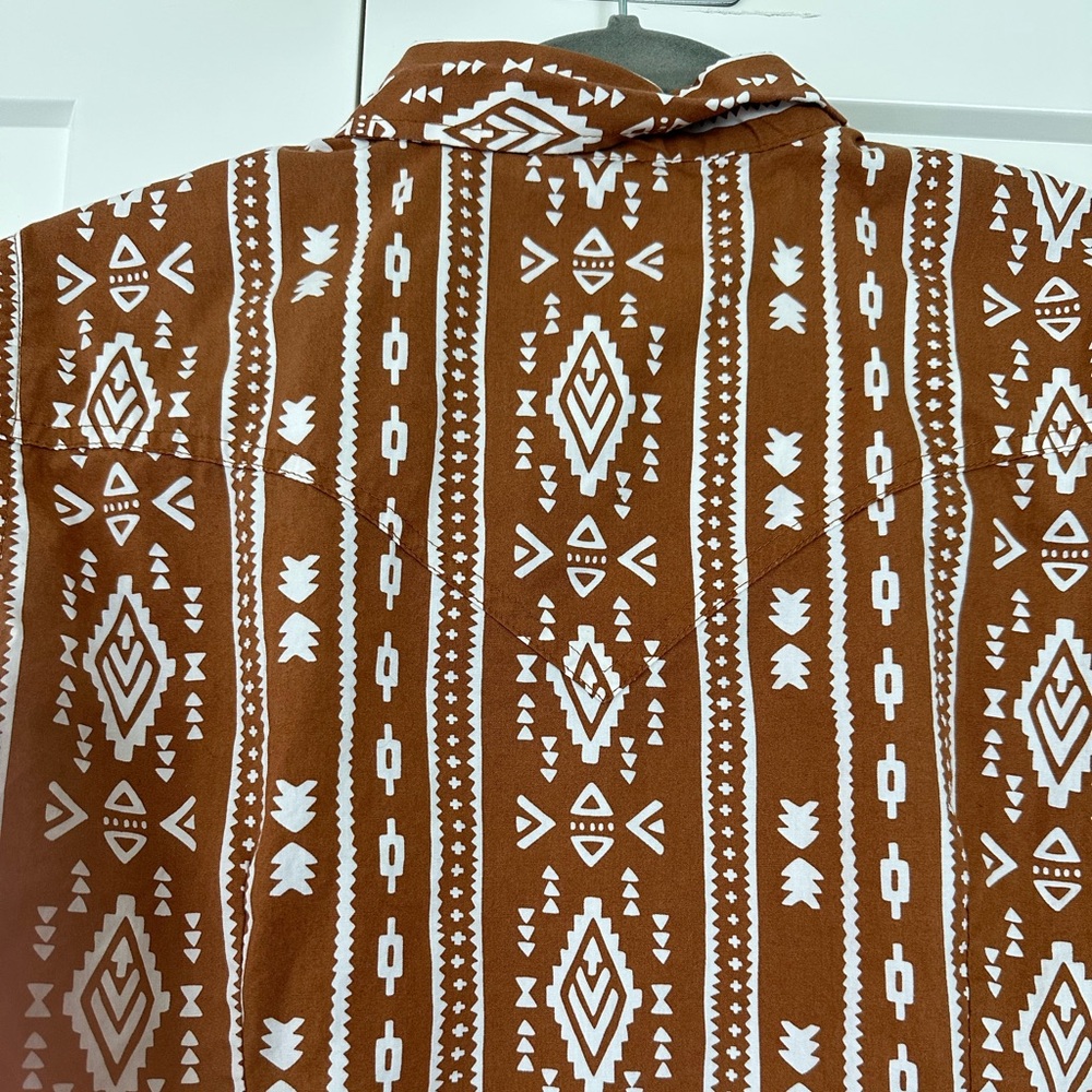 Women’s retro Wrangler pearl snap (size Medium) - Picture 7 of 10